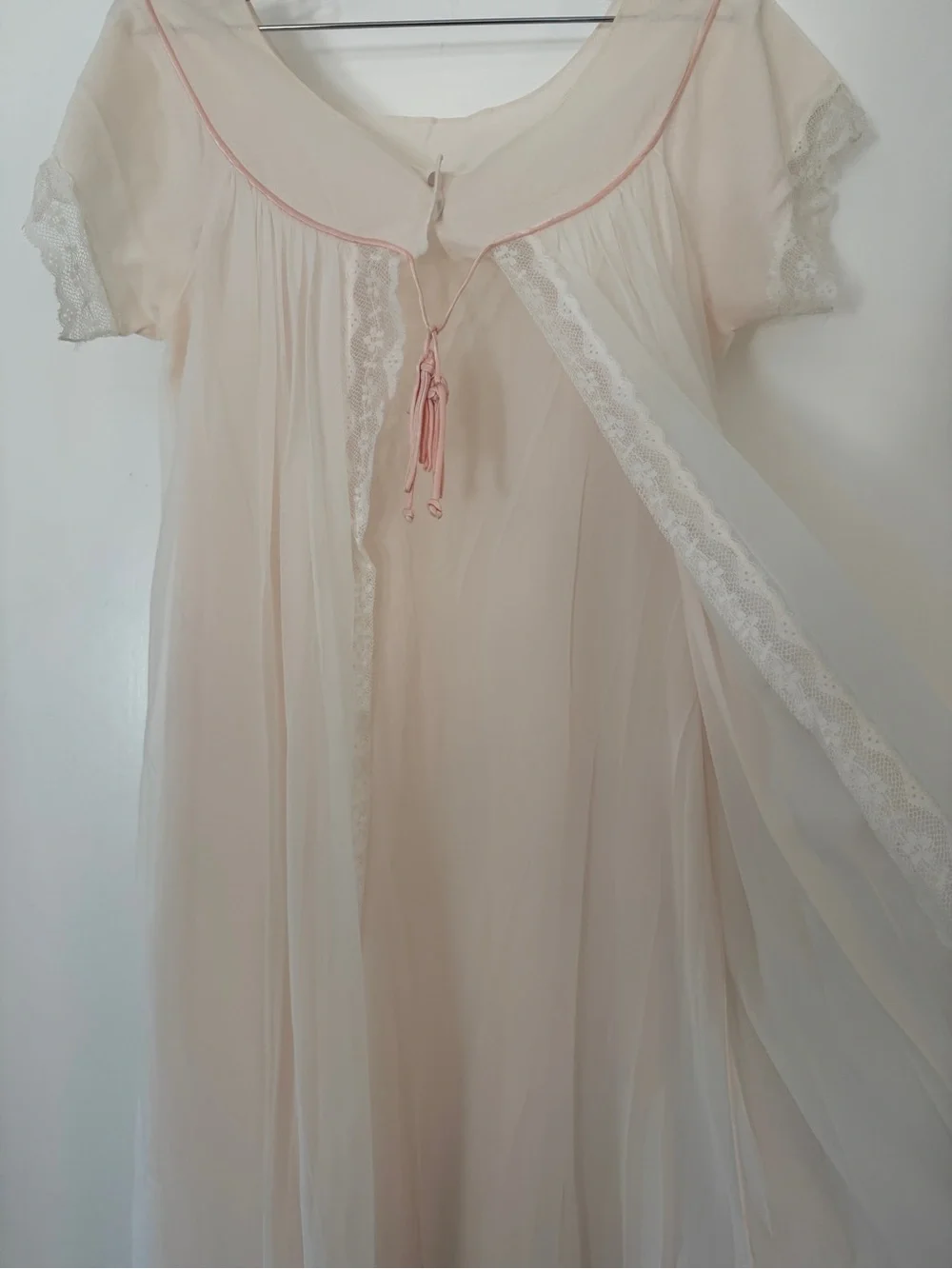 Vintage 70s Tempo Nylon Sheer Bed Coat Robe Pink Lace Trim Lingerie Small